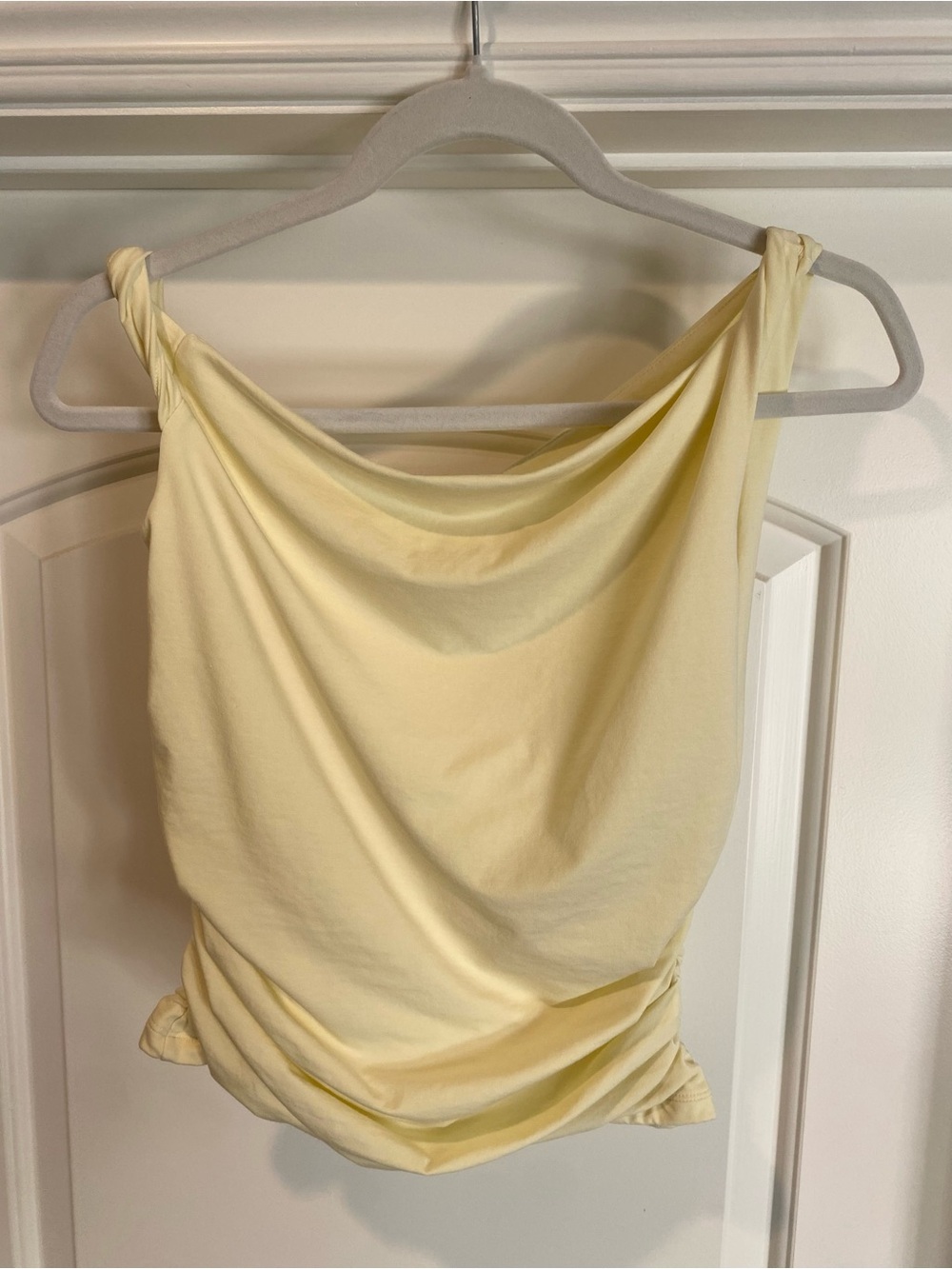 Abercrombie and Fitch Yellow Asymmetrical Twist Top One Shoulder Top Medium - Picture 3 of 4